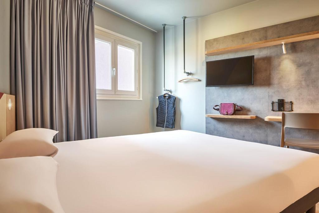 Ibis Budget Paris Porte D'Aubervilliers Exterior foto