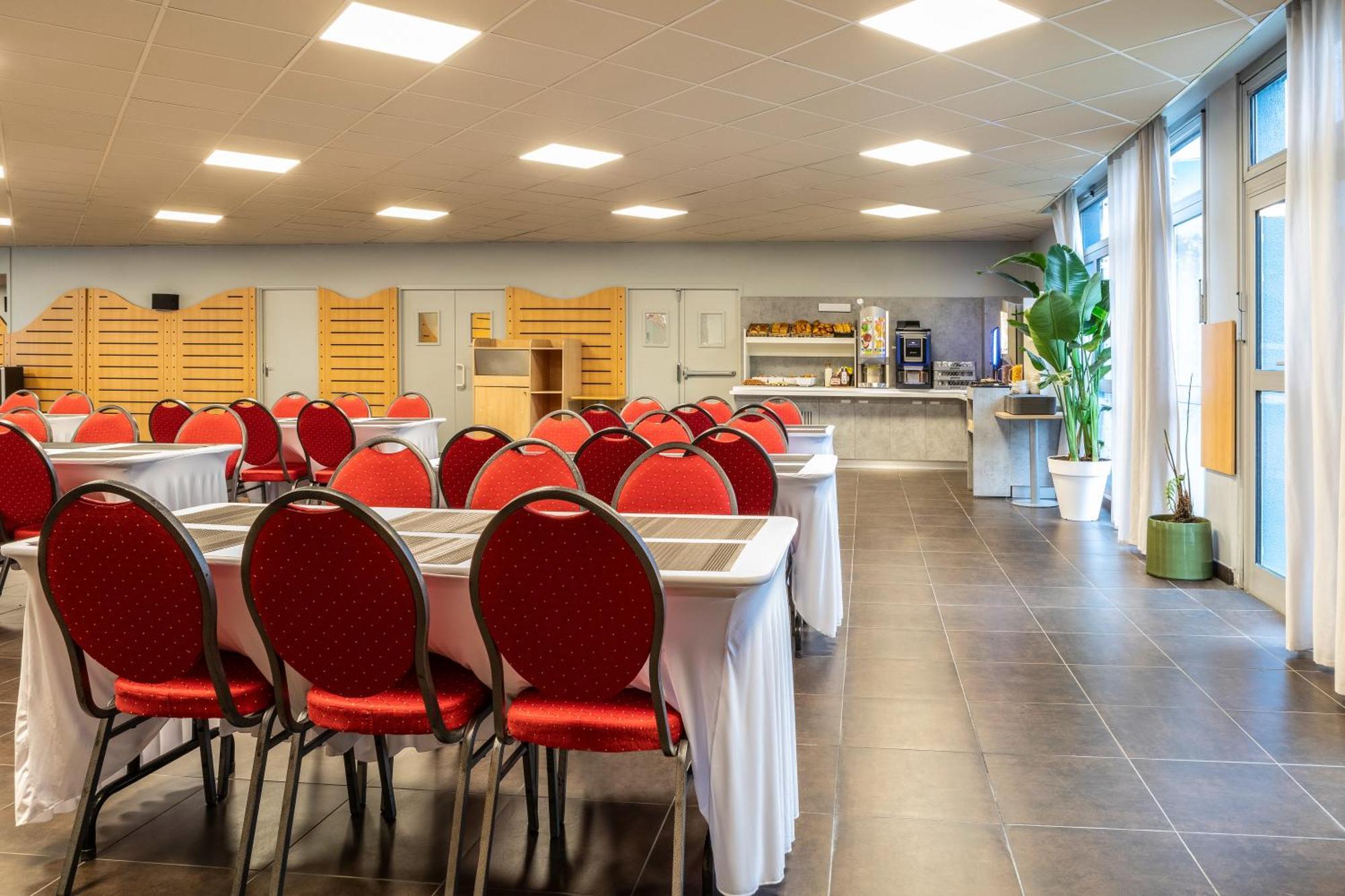 Ibis Budget Paris Porte D'Aubervilliers Exterior foto